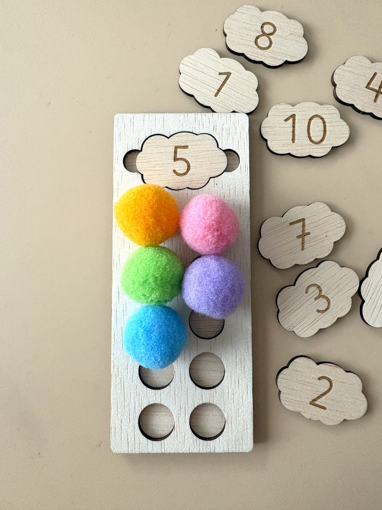 Montessori houten tienframe wolkje