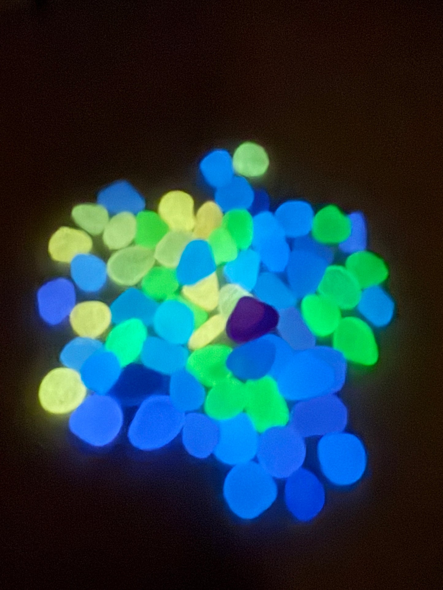 Glow in the dark steentjes met lepel